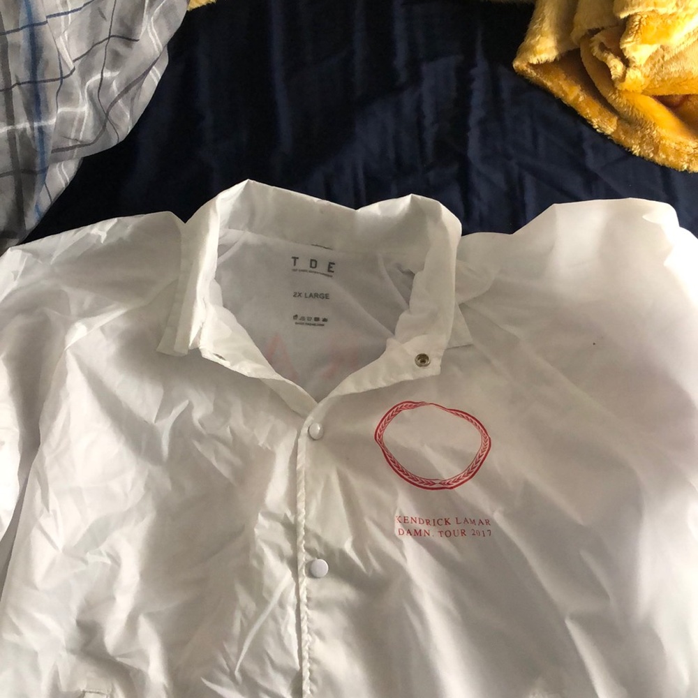 Kendrick Lamar DAMN. Tour Windbreaker - Picture 2 of 2
